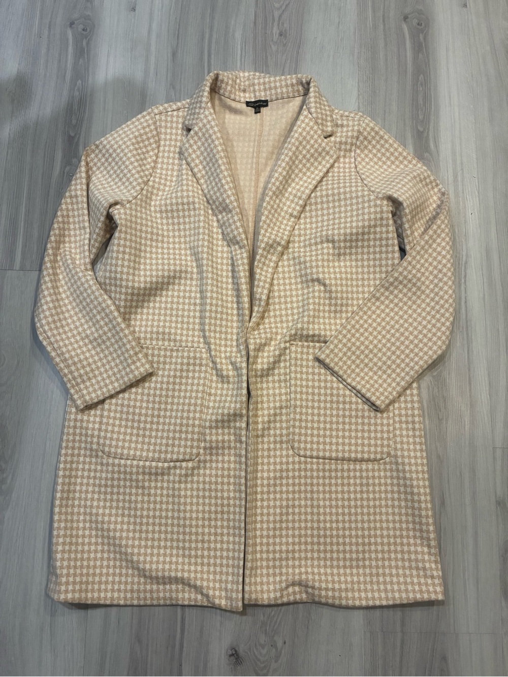 Shinestar Blazer in Cream and Tan